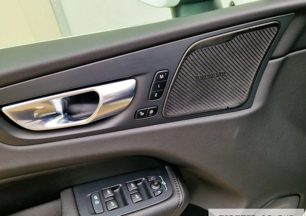 Volvo XC 60 cena 224900 przebieg: 89100, rok produkcji 2021 z Mrocza małe 326